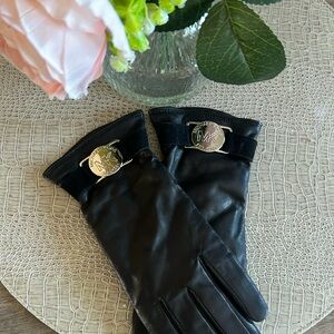 100 % leather Michal Kors women’s gloves
